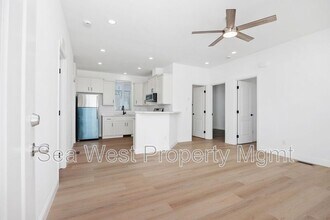 767 Del Riego Ave in Encinitas, CA - Foto de edificio - Building Photo