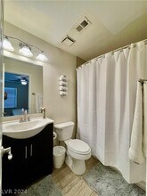 4200 S Valley View Blvd in Las Vegas, NV - Building Photo - Building Photo