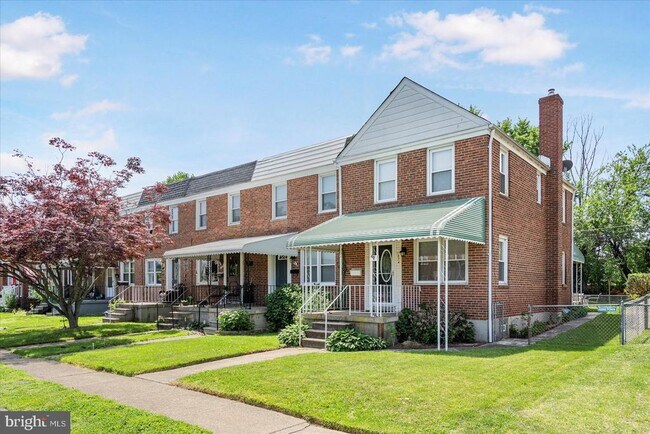1974 Searles Rd in Dundalk, MD - Building Photo - Building Photo