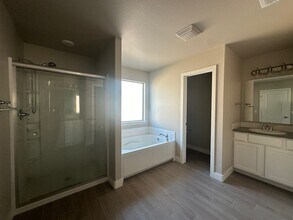 2409 Husk St in Midland, TX - Building Photo - Building Photo