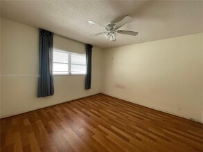 1300 N 17th Ave in Hollywood, FL - Building Photo - Building Photo