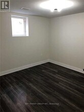 110 Turquoise Crescent in Brampton, ON - Building Photo - Building Photo