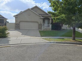 1879 W Colony Pointe Dr in Lehi, UT - Building Photo