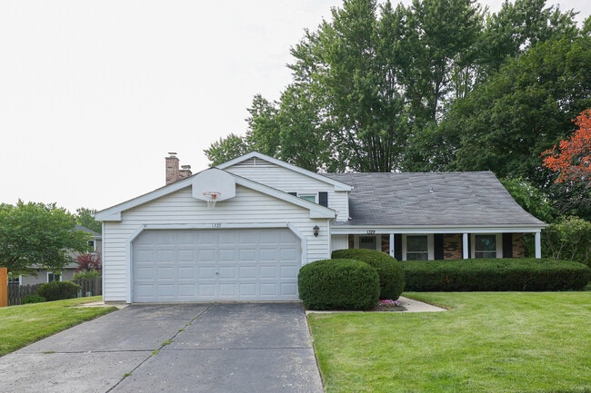 property at 1329 Stonegate Rd