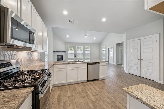 property at 2138 Reed Cave Ln