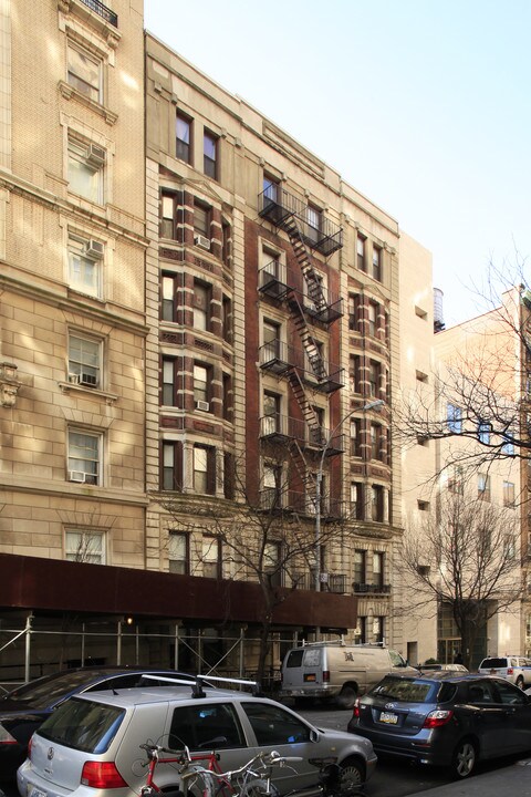604 W 115th St in New York, NY - Building Photo