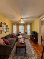 250 Poplar St, Unit # 2 in Boston, MA - Building Photo