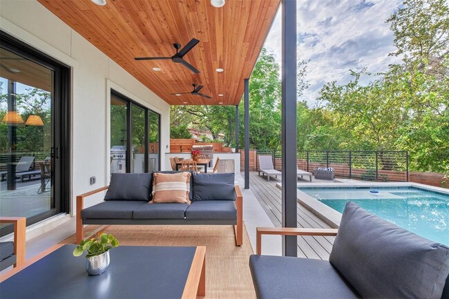 property at 2212 Trailside Dr