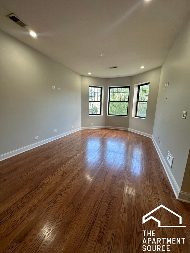 4336 S Indiana Ave, Unit 1