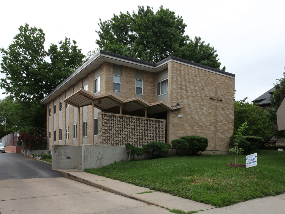 4220 Mercier St in Kansas City, MO - Foto de edificio