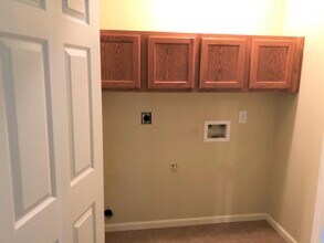 21469 W Wallis Dr in Porter, TX - Building Photo - Building Photo