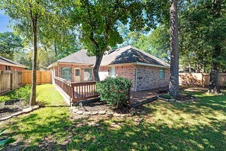 135 W Russet Grove Cir in Conroe, TX - Building Photo - Building Photo