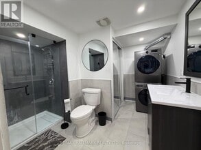 1211 Bridge Gate Crescent in Pickering, ON - Building Photo - Building Photo