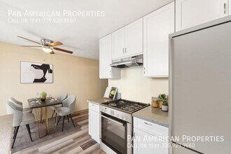 9106 1/2 Palm St-Unit -A4 in Bellflower, CA - Building Photo - Building Photo