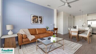 3240 Champion Ring Rd, Unit 1125 in Ft. Myers, FL - Building Photo