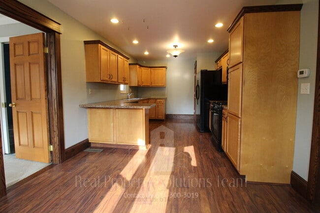 2353 Adams Ave in Columbus, OH - Building Photo - Building Photo