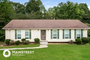 720 Twin Ridge Dr in Gardendale, AL - Building Photo