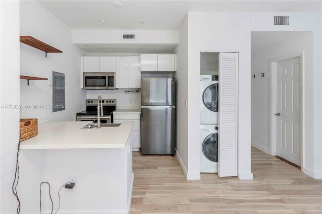 property at 737 Jefferson Ave