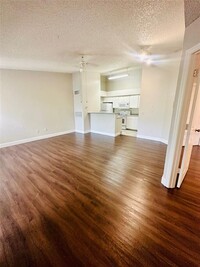 2214 Metropolitan Way in Orlando, FL - Building Photo - Building Photo