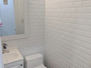 191 Moffat St in Brooklyn, NY - Foto de edificio - Building Photo