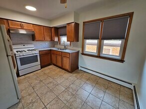7511 W Fullerton Ave in Elmwood Park, IL - Building Photo - Building Photo