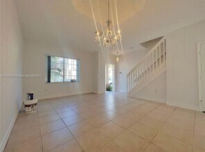 15800 SW 92nd Ave in Palmetto Bay, FL - Building Photo - Building Photo
