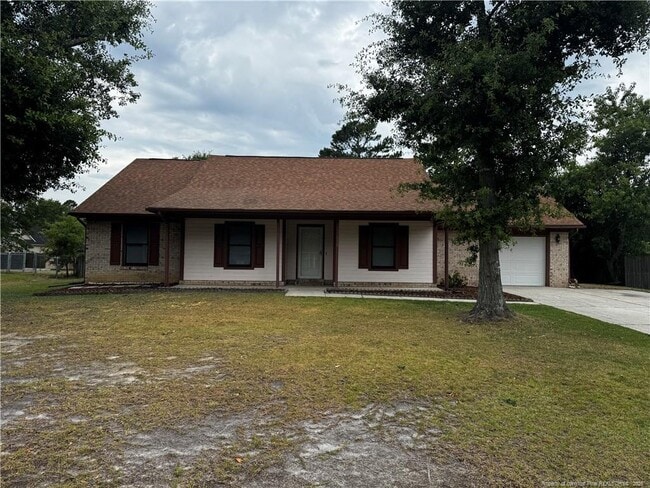 property at 112 Thornbird Dr