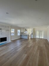 10622 McVine Ave in Los Angeles, CA - Building Photo - Building Photo