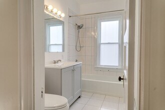 31 Firglade Ave in Springfield, MA - Building Photo - Building Photo