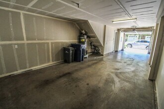 7550 129th Pl SE in Newcastle, WA - Building Photo - Building Photo