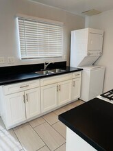 317 W 220th St in Carson, CA - Building Photo - Building Photo