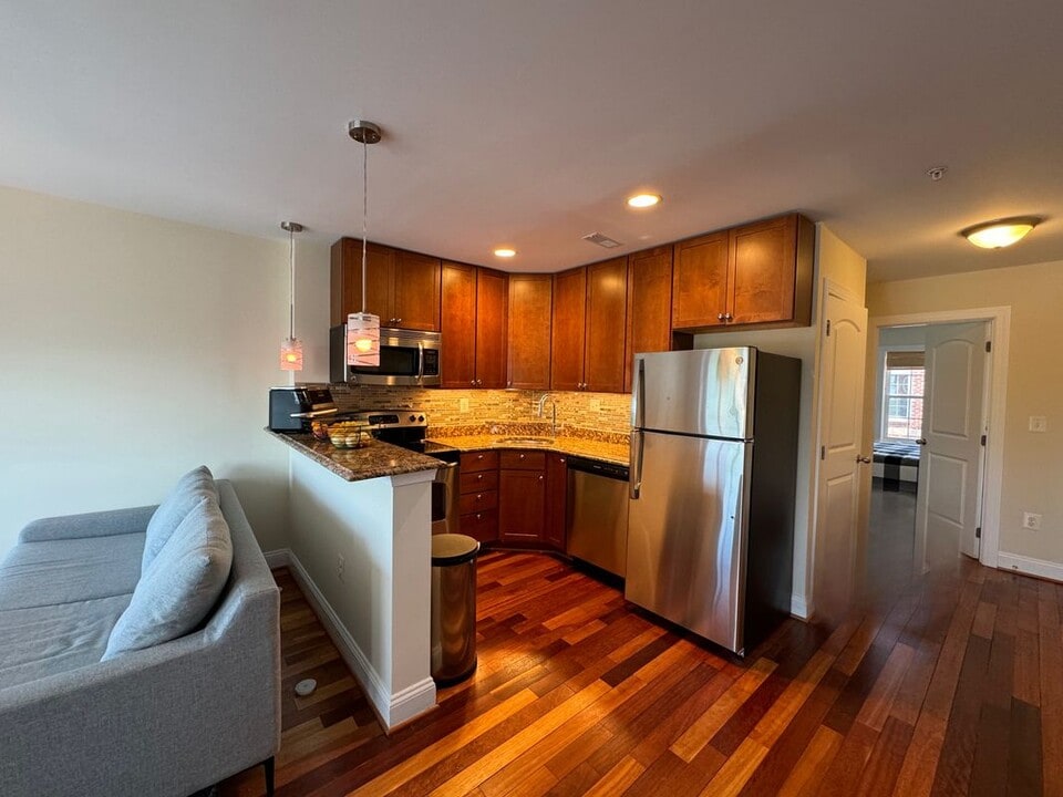 911 Kennedy St NW in Washington, DC - Building Photo