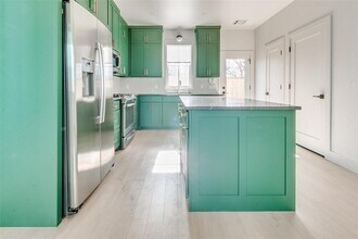 1056 Hangar Dr in Oklahoma City, OK - Building Photo - Building Photo