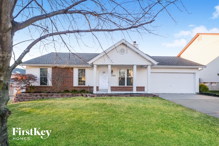 210 Briar Valley Ct S in St. Peters, MO - Building Photo