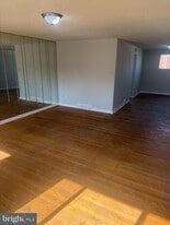 1308 Harshaw Rd in Brookhaven, PA - Building Photo