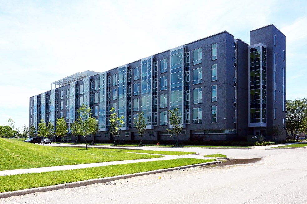 Judge Slater Apartments and Nearby Chicago Apartments For