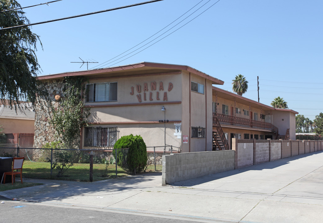 6829 California Ave in Bell, CA - Building Photo