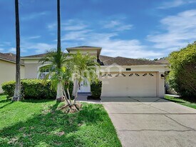 3588 Foxcroft Cir in Oviedo, FL - Building Photo