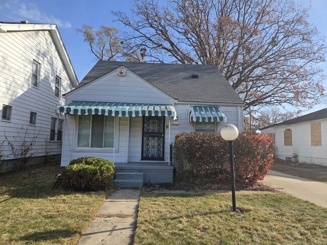 property at 19960 Wisconsin St