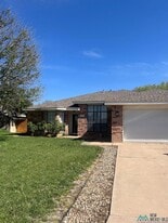 1544 Arbor Dr in Clovis, NM - Building Photo