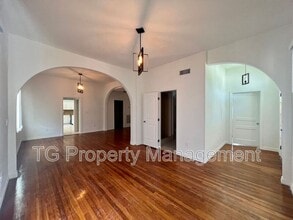 30A Sanford St in St. Augustine, FL - Foto de edificio - Building Photo