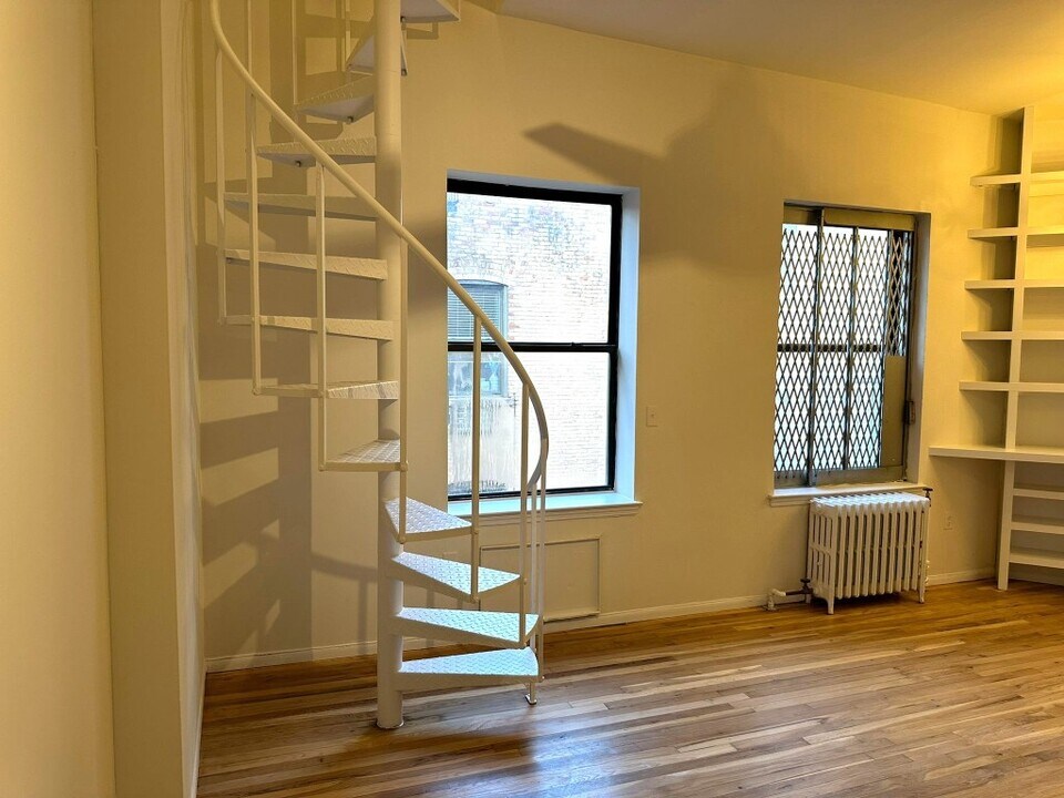 605 W 112th St in New York, NY - Foto de edificio