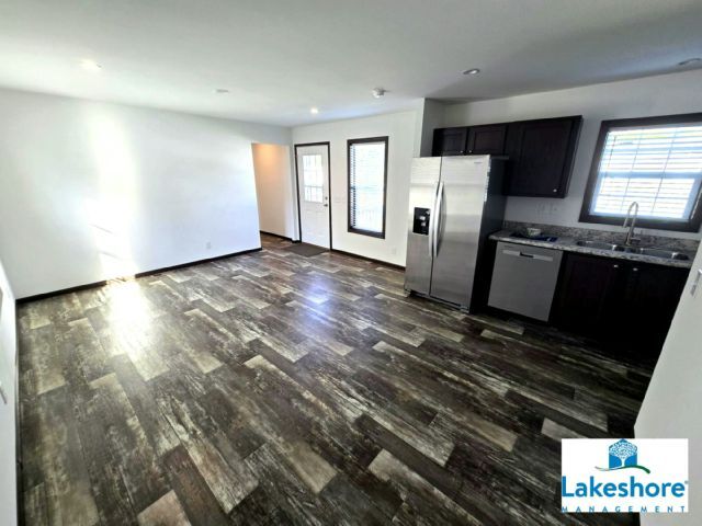 204 Spruce Ln in Mankato, MN - Building Photo - Building Photo