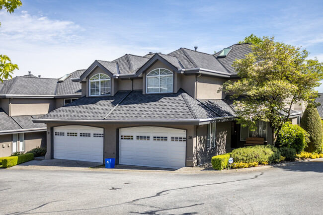 2990 Panorama Dr