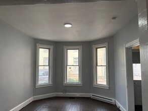 13-15 Cleveland Ave in Waynesboro, PA - Building Photo - Building Photo