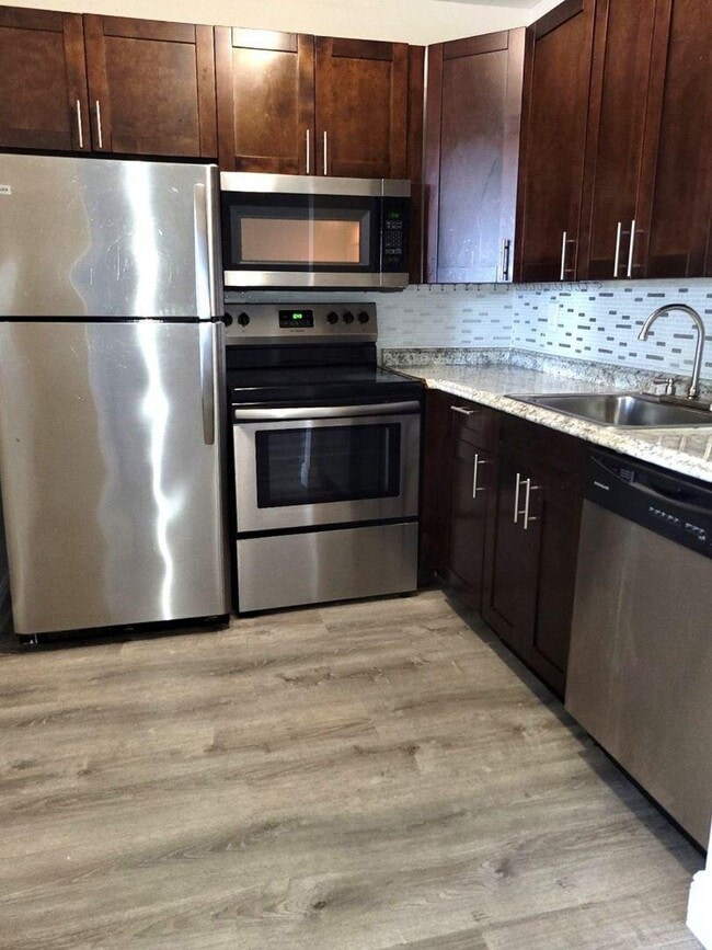 2711 Vandiver Dr in West Palm Beach, FL - Building Photo - Building Photo