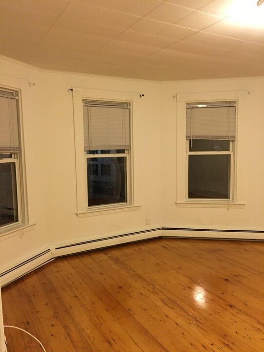 52 Portsmouth St, Unit 11 in Cambridge, MA - Foto de edificio