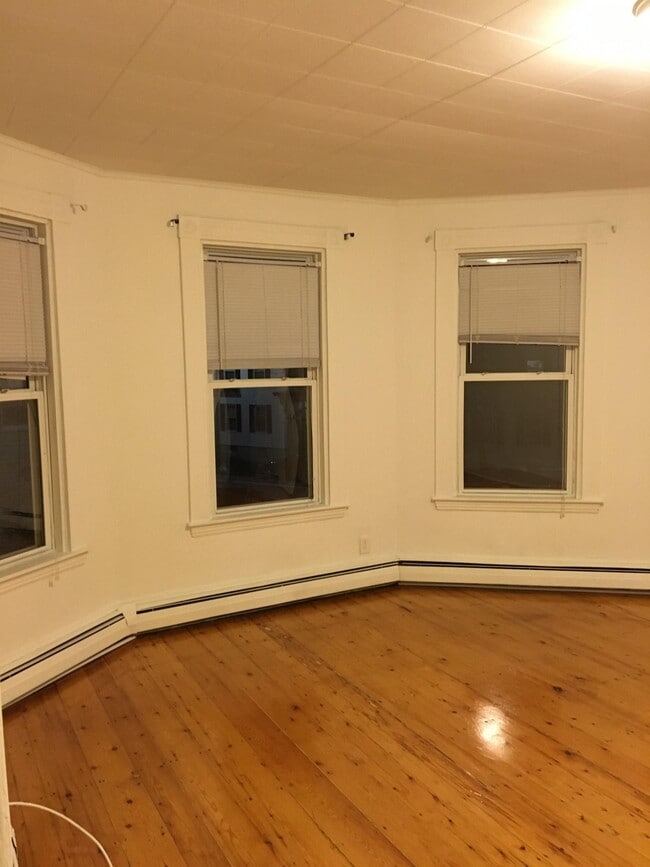 52 Portsmouth St, Unit 11