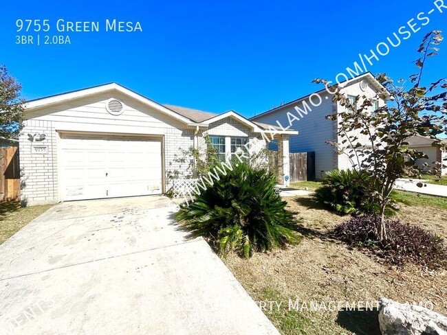 9755 Green Mesa in San Antonio, TX - Building Photo - Building Photo