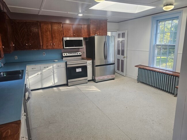 property at 10 N Lake St